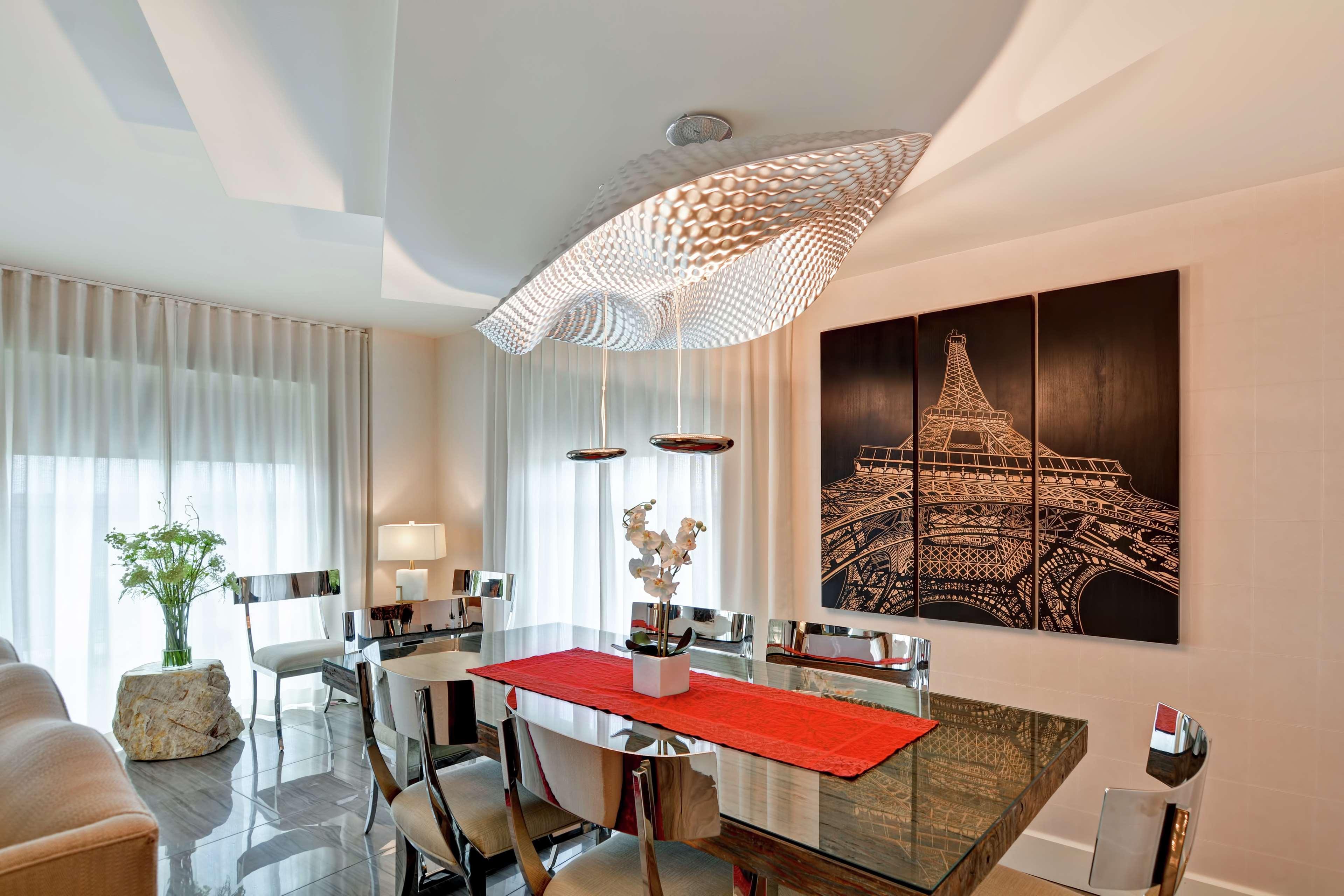 Hilton Garden Inn Raleigh/Crabtree Valley Екстер'єр фото