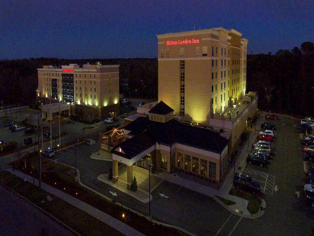 Hilton Garden Inn Raleigh/Crabtree Valley Екстер'єр фото